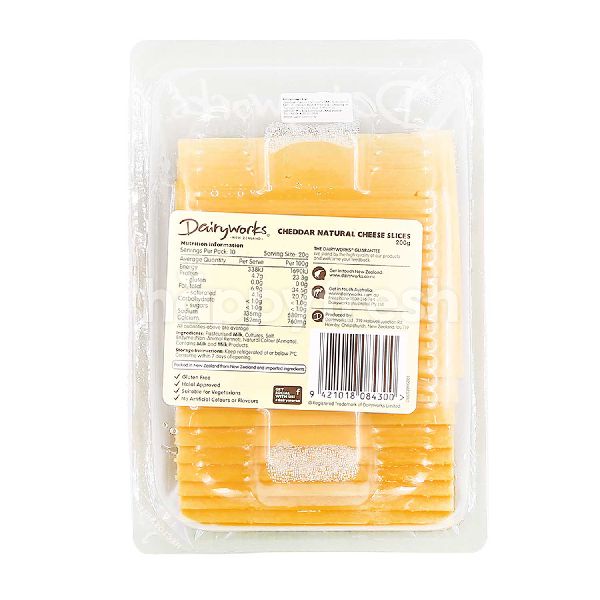 Beli Dairyworks Cheddar Natural Slices dari Isetan HappyFresh
